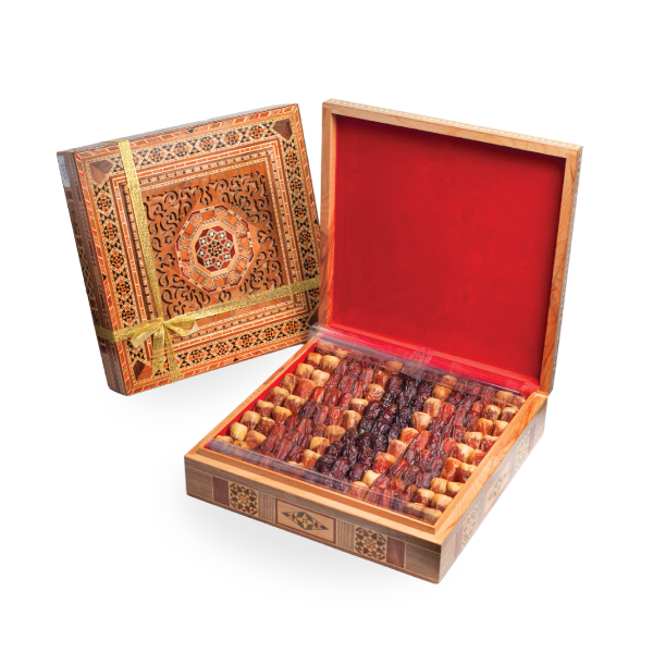 Wood Box 4 Kinds Of Dates Doha Dates 2.5 Kg (Pkt)